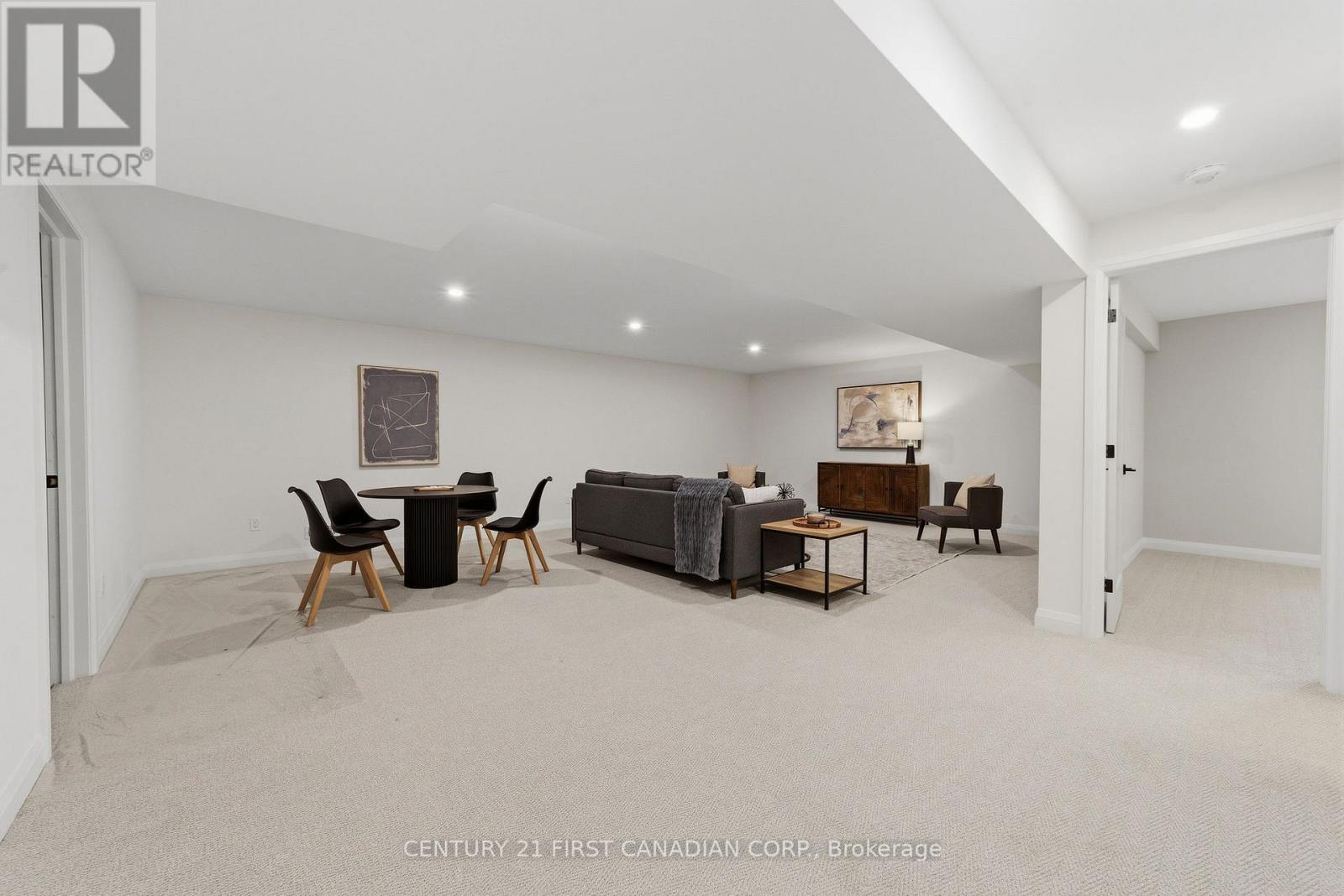 12 - 32 Postma Crescent Property Photo 20