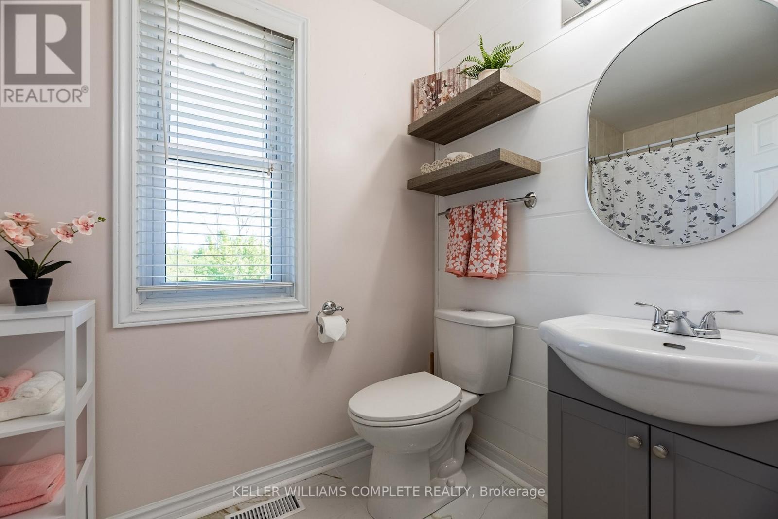 3486 East Main Street Property Photo 22