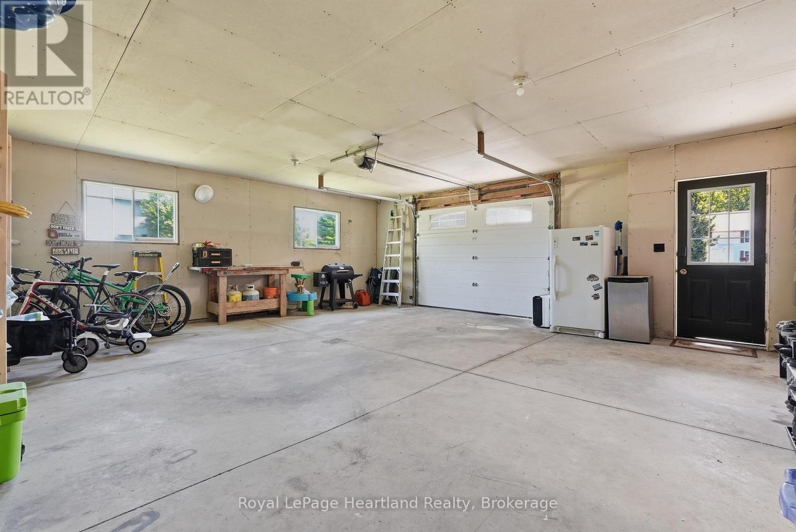 106 Cedar Court Property Photo 32