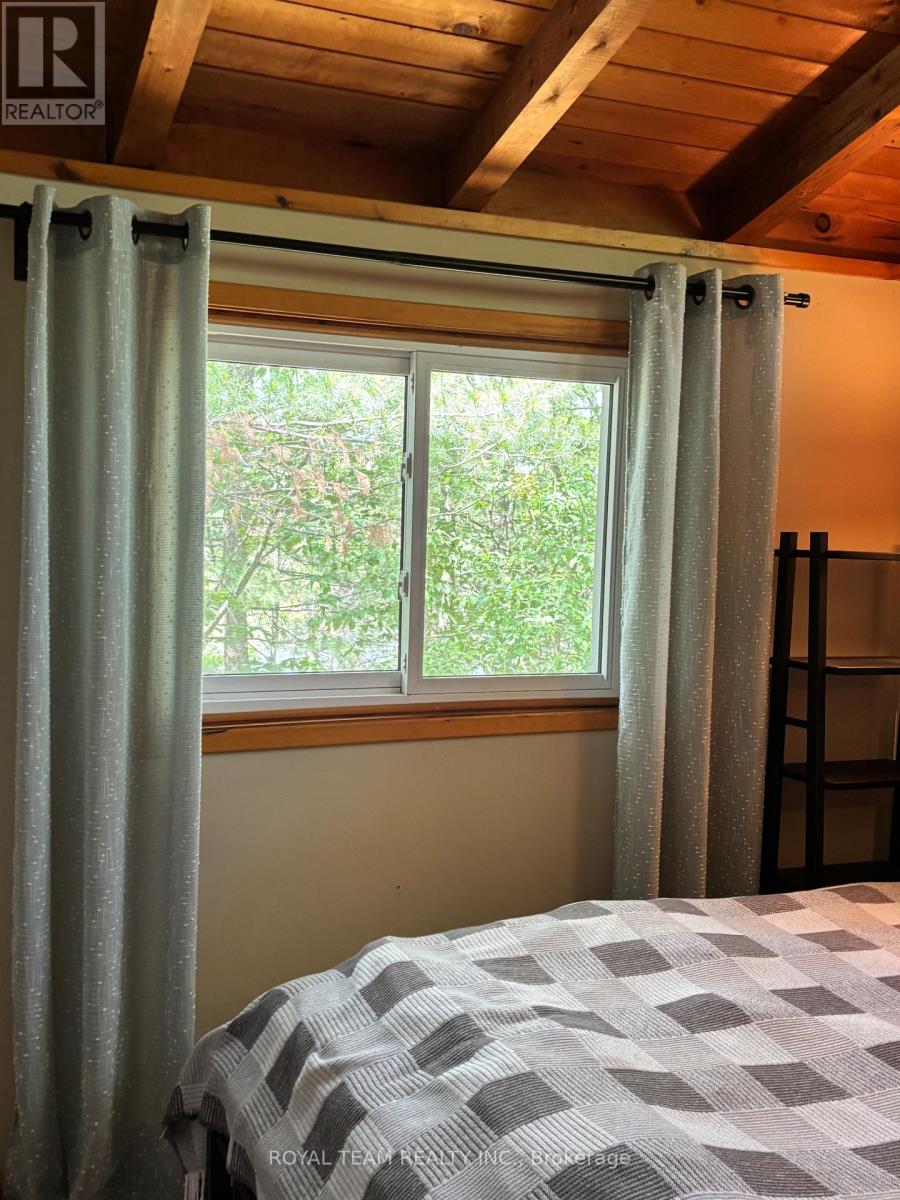 1851 Deep Bay Road Property Photo 16