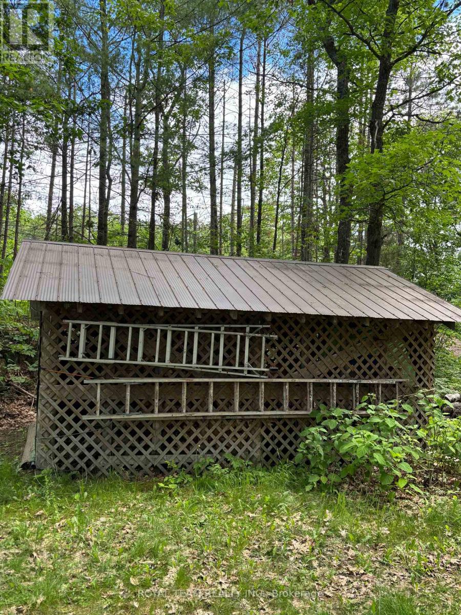 1851 Deep Bay Road Property Photo 47