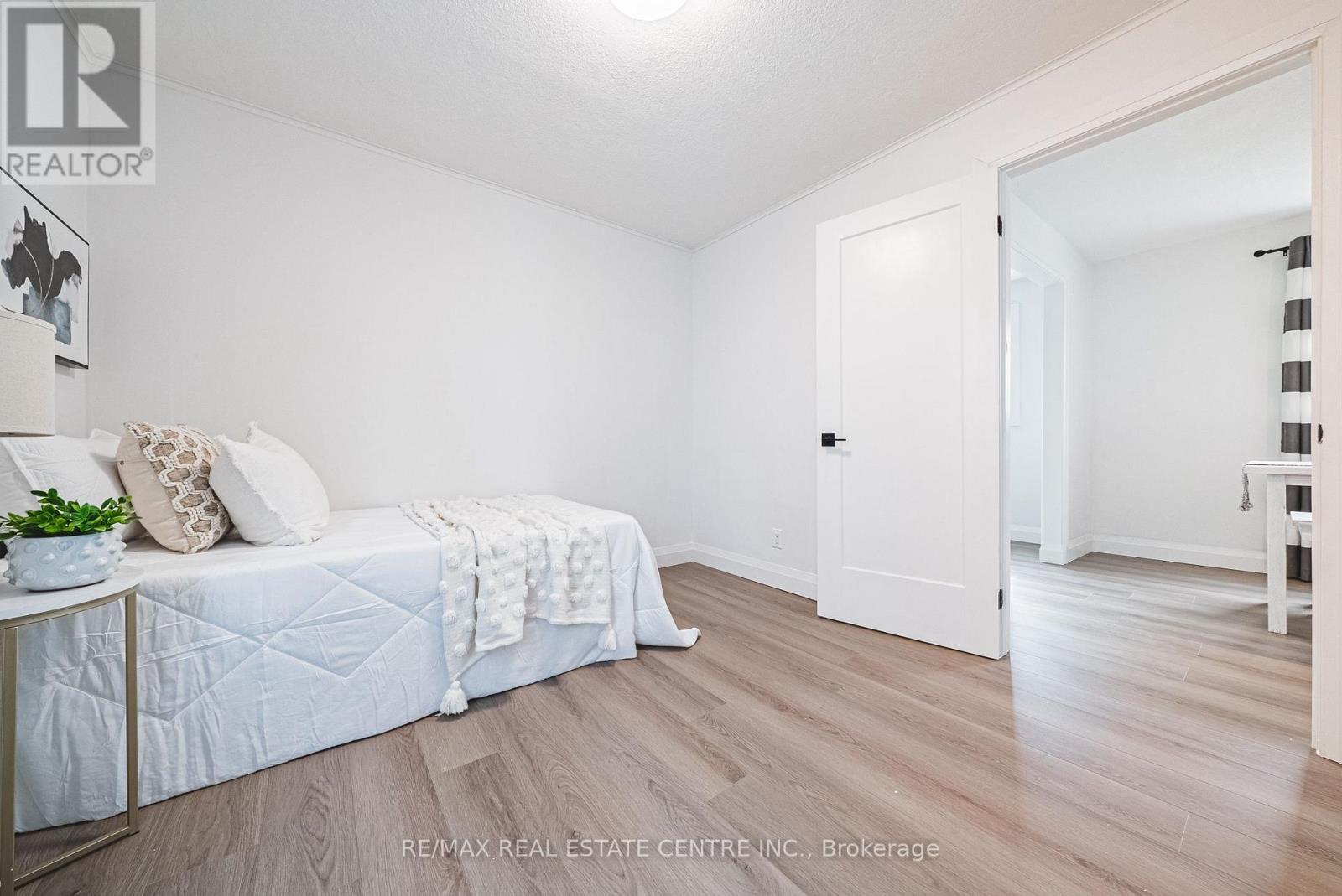 11 Broadview Crescent Property Photo 27