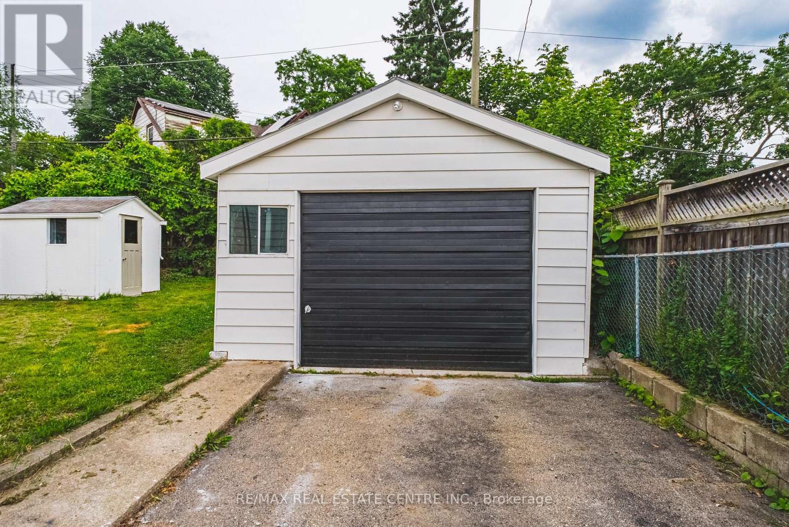 11 Broadview Crescent Property Photo 29