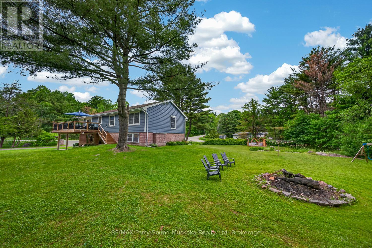 109 North Road N Property Photo 44