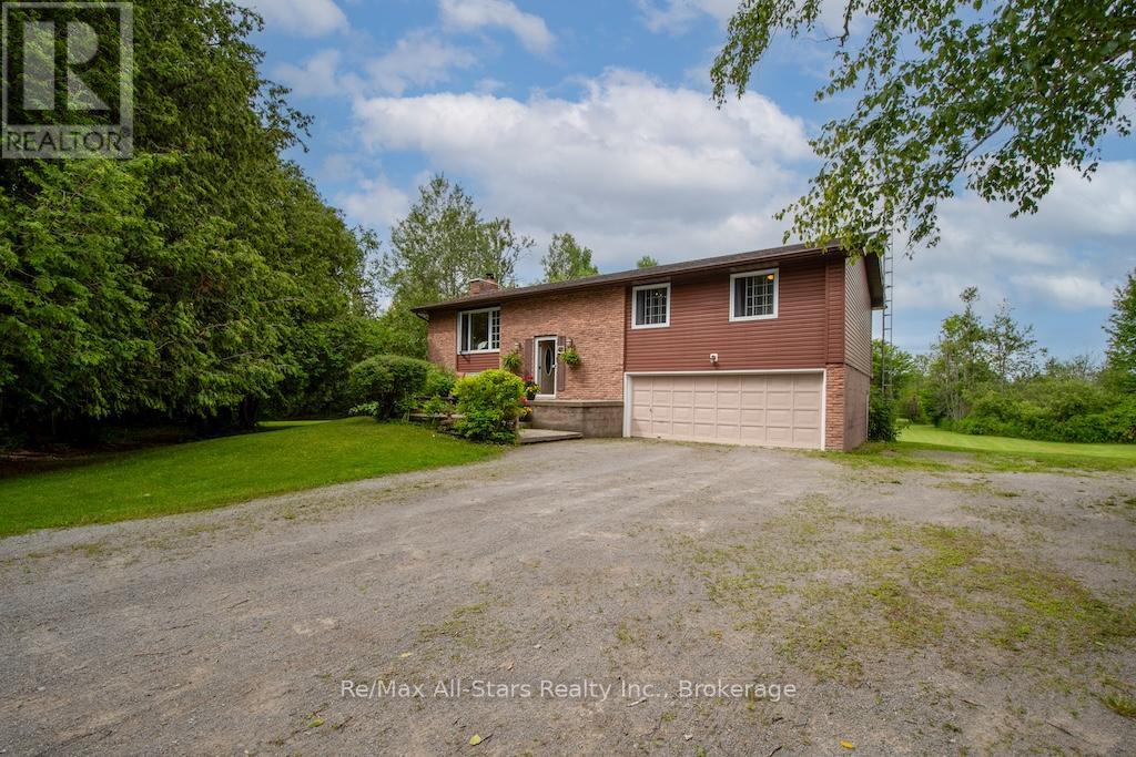 421 Ogemah Road Property Photo 2