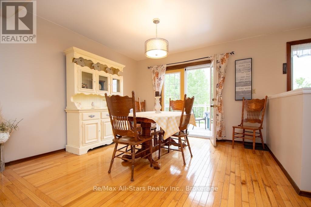 421 Ogemah Road Property Photo 11