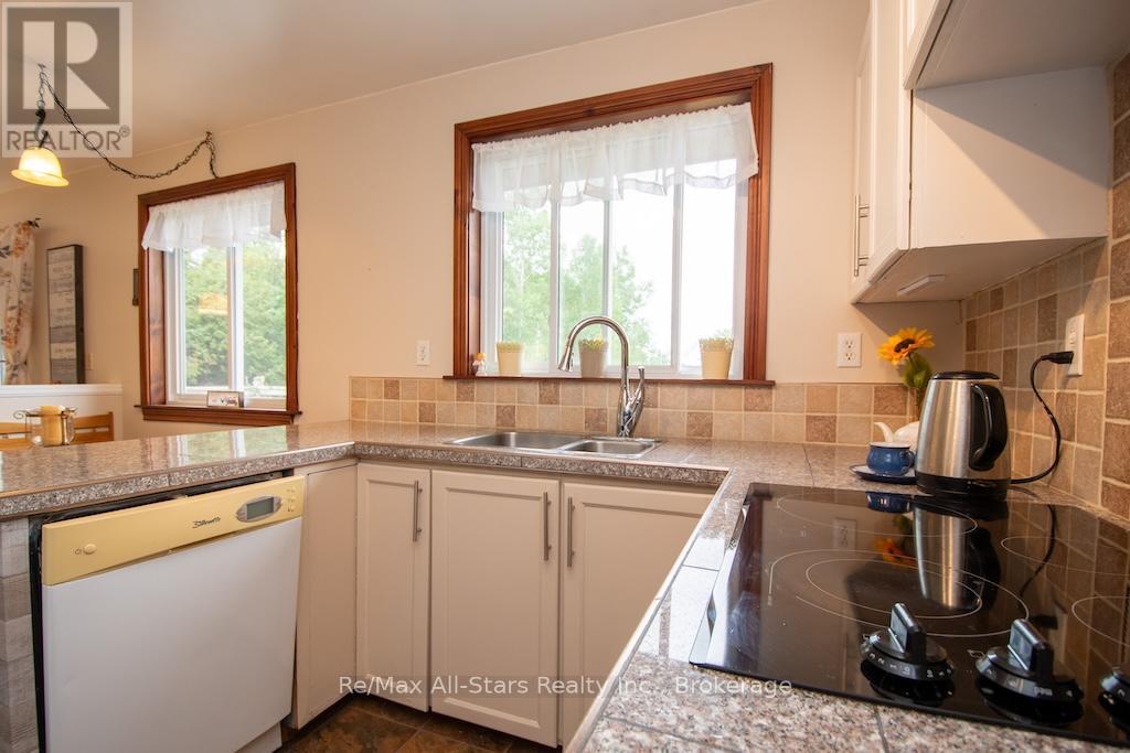 421 Ogemah Road Property Photo 18