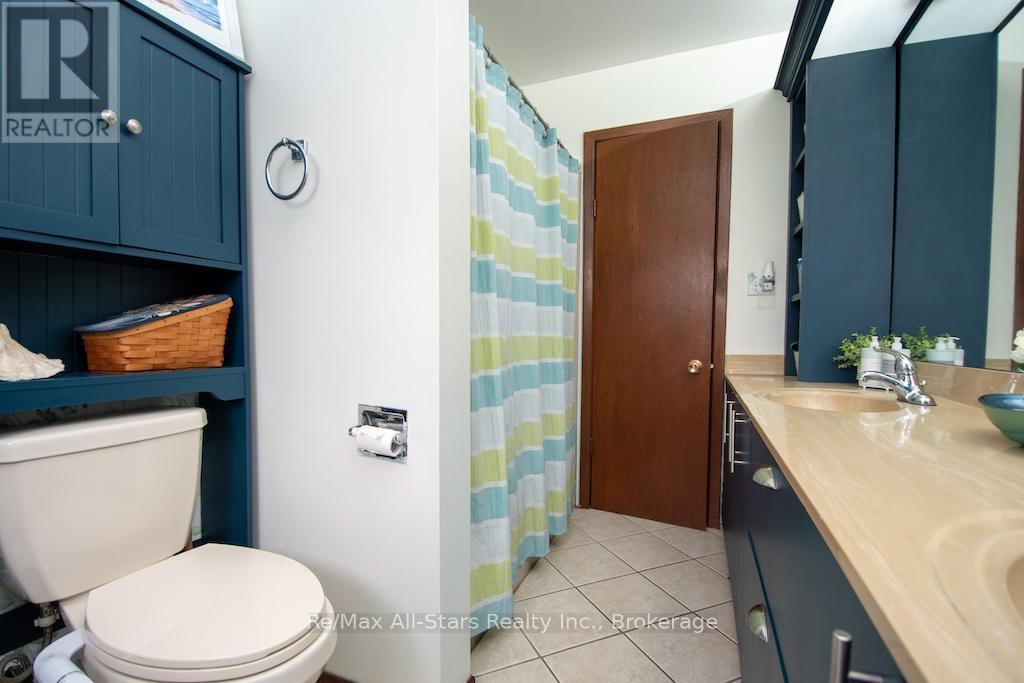 421 Ogemah Road Property Photo 30