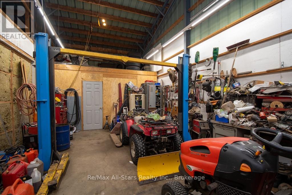 421 Ogemah Road Property Photo 43