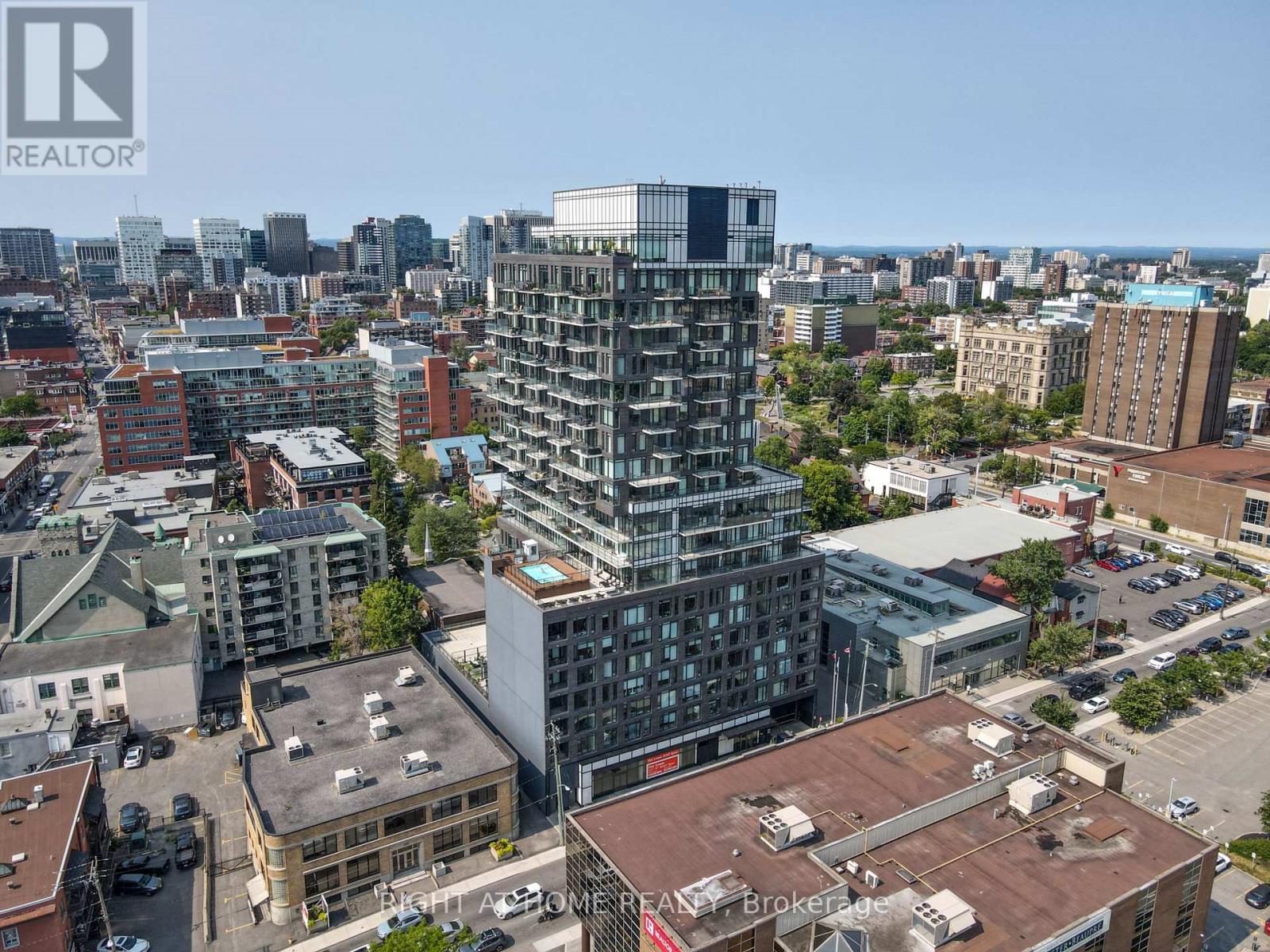 1804 - 203 Catherine Street Property Photo 1