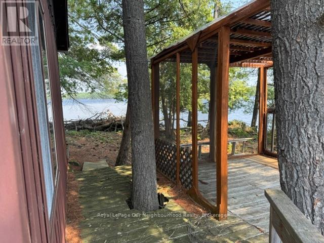 16 Is 12 Cordova Lk Island Property Photo 21