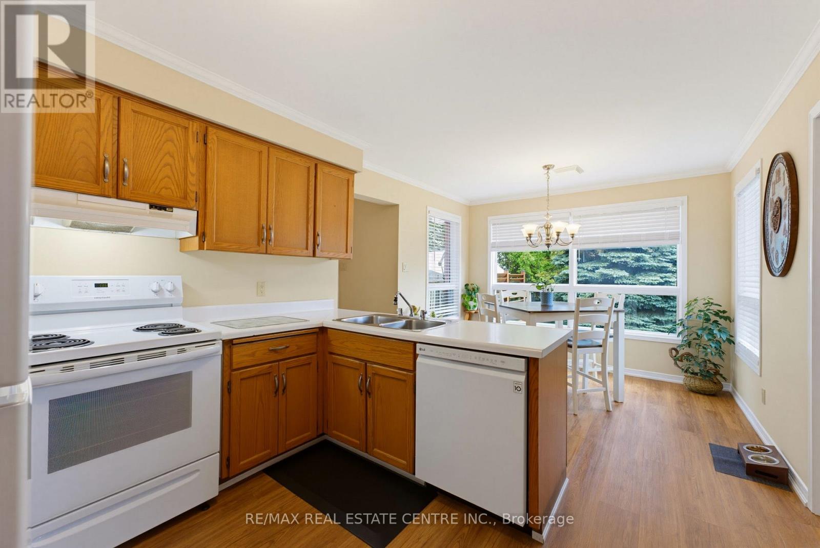 417 Cooper Street Property Photo 11
