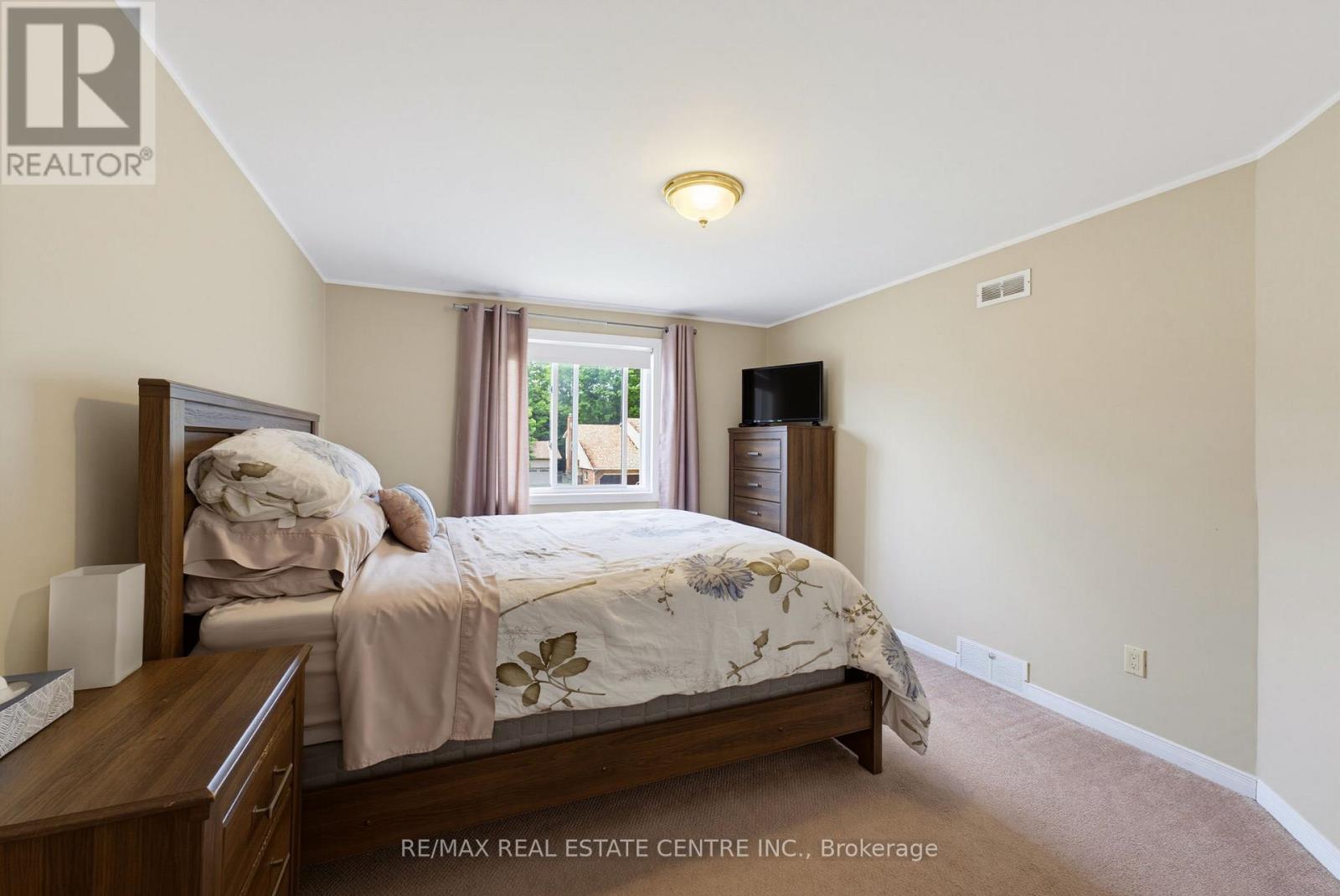 417 Cooper Street Property Photo 22