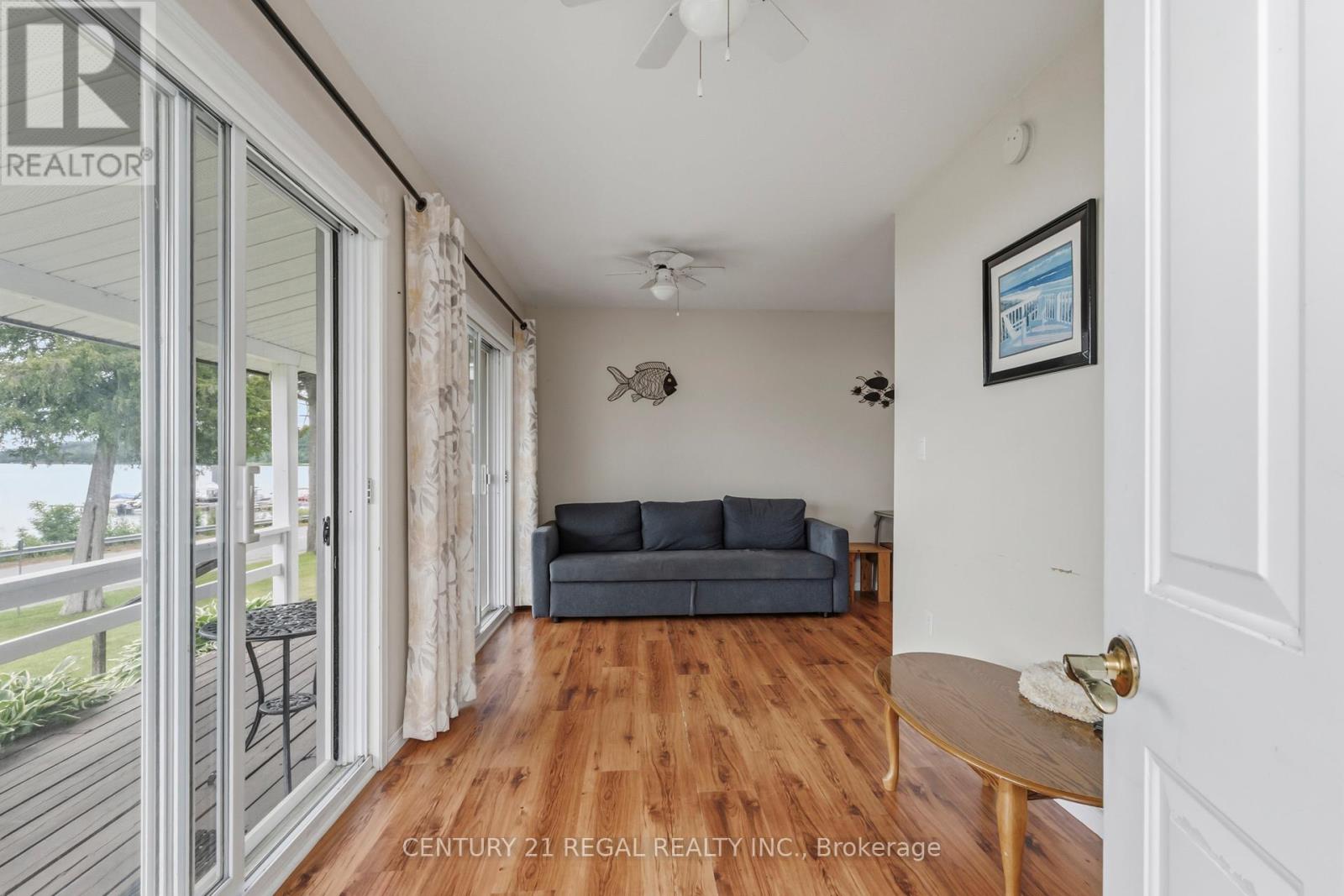 5026 Rice Lake Dr Drive N Property Photo 8
