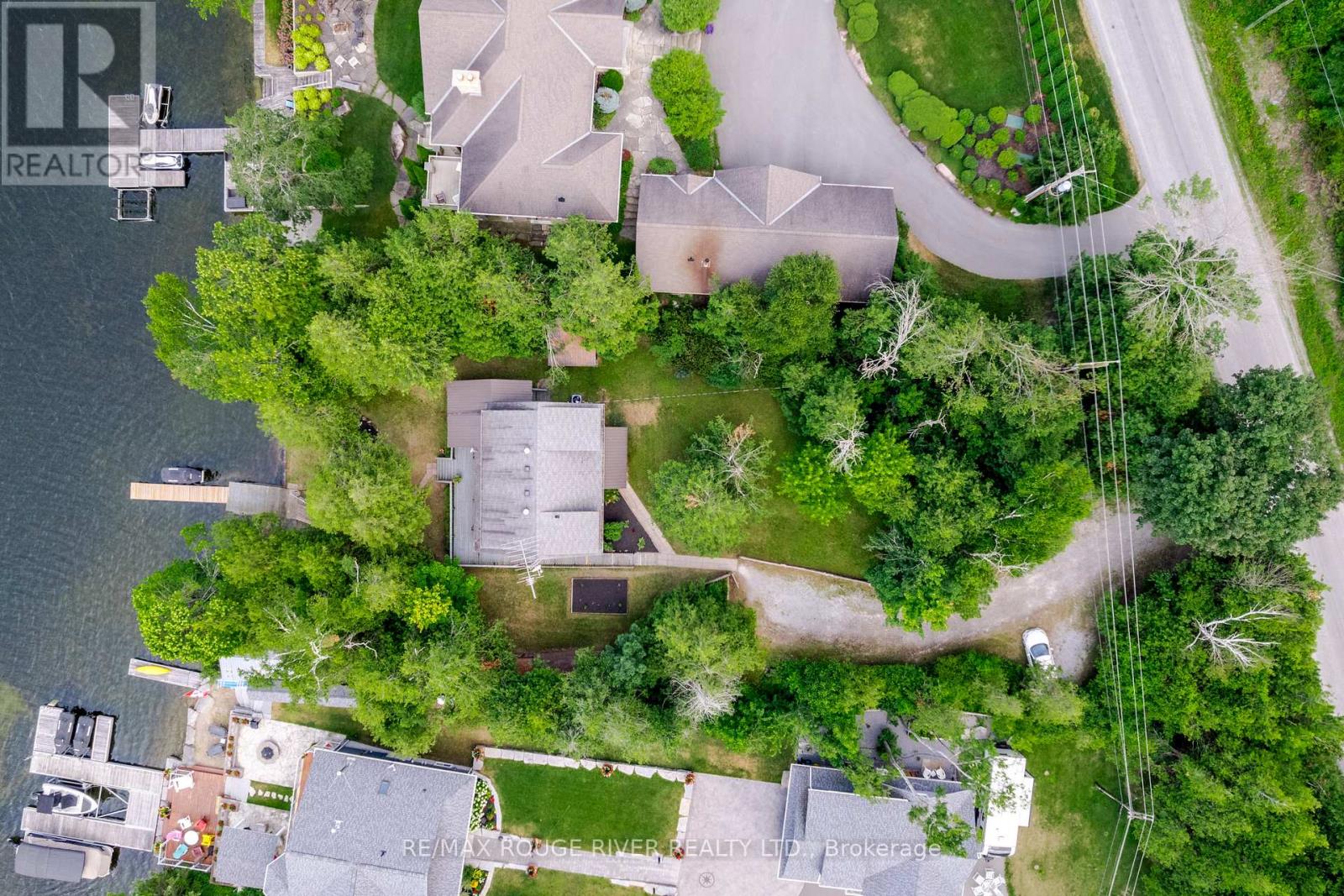 1280 Birchview Road Property Photo 7