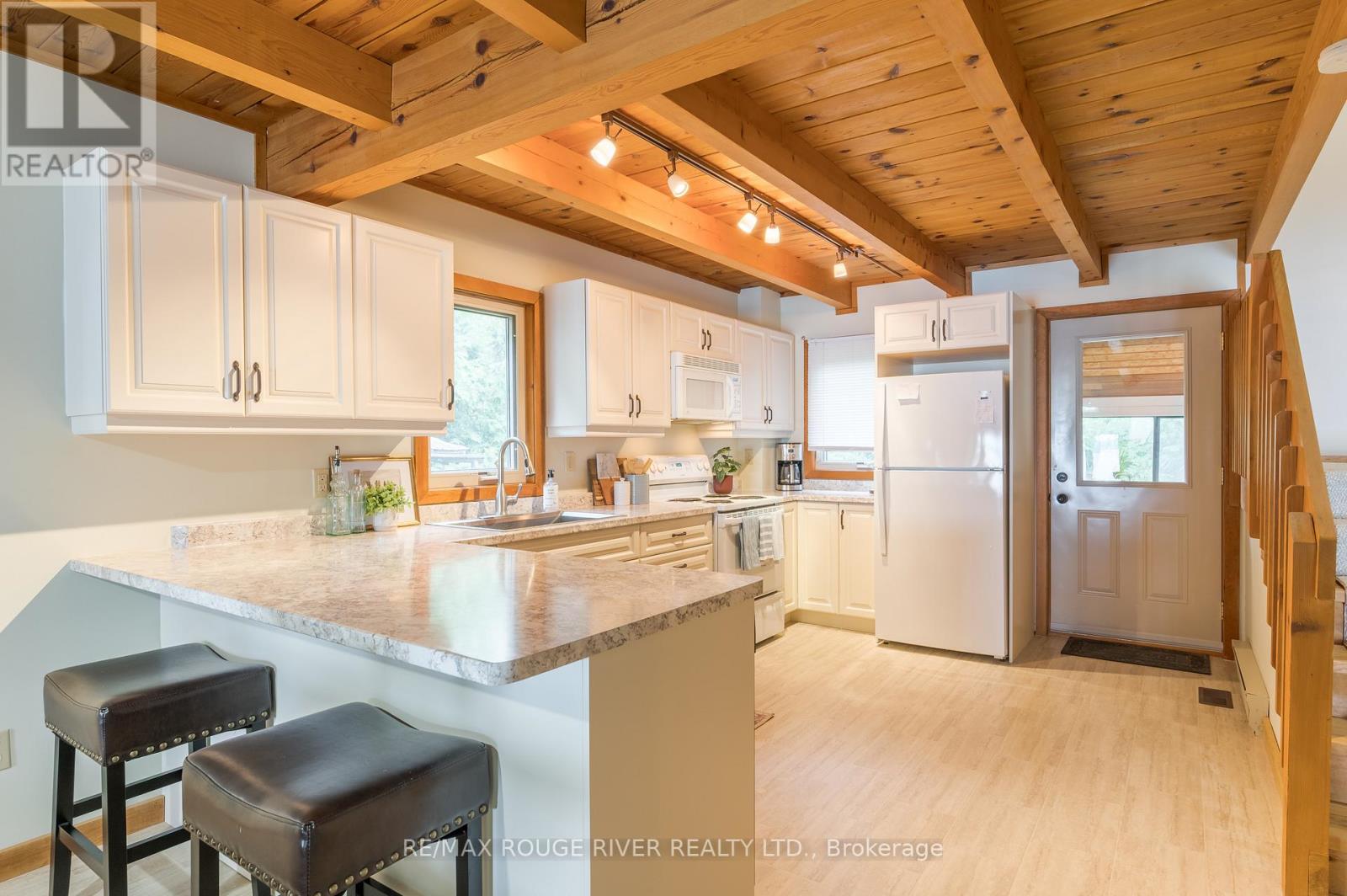 1280 Birchview Road Property Photo 18
