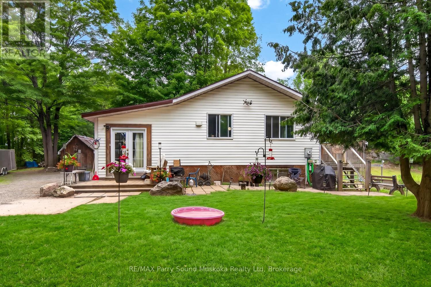 15 Toronto Lake Road Property Photo 2