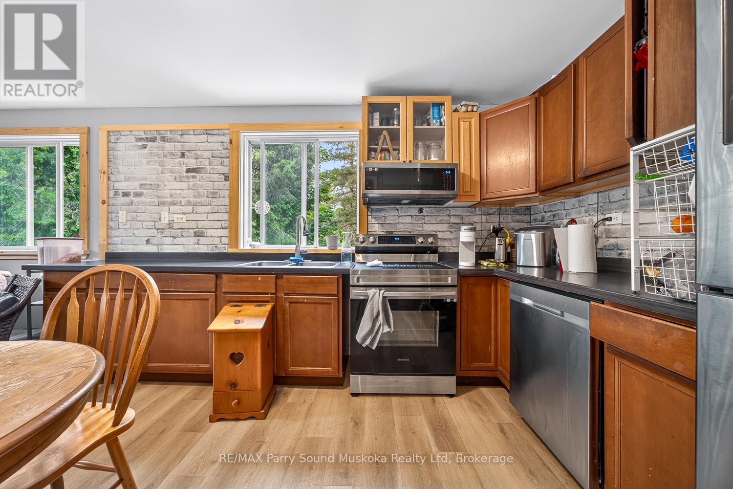 15 Toronto Lake Road Property Photo 11