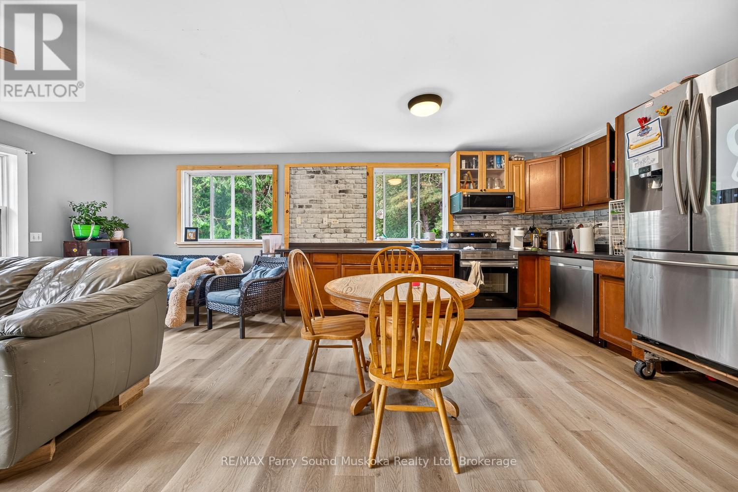 15 Toronto Lake Road Property Photo 14