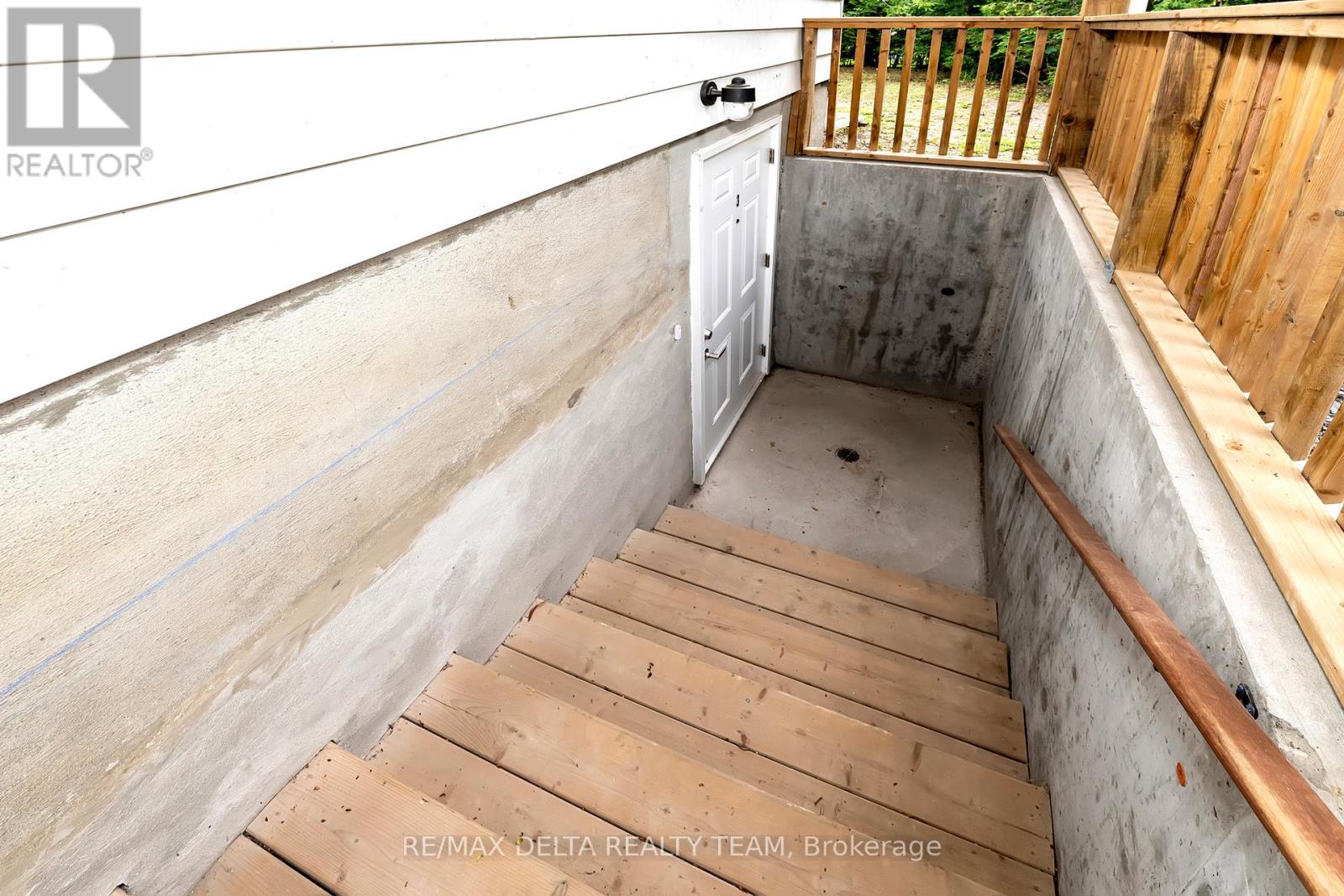 3 - 2801 Baseline Road Property Photo 6