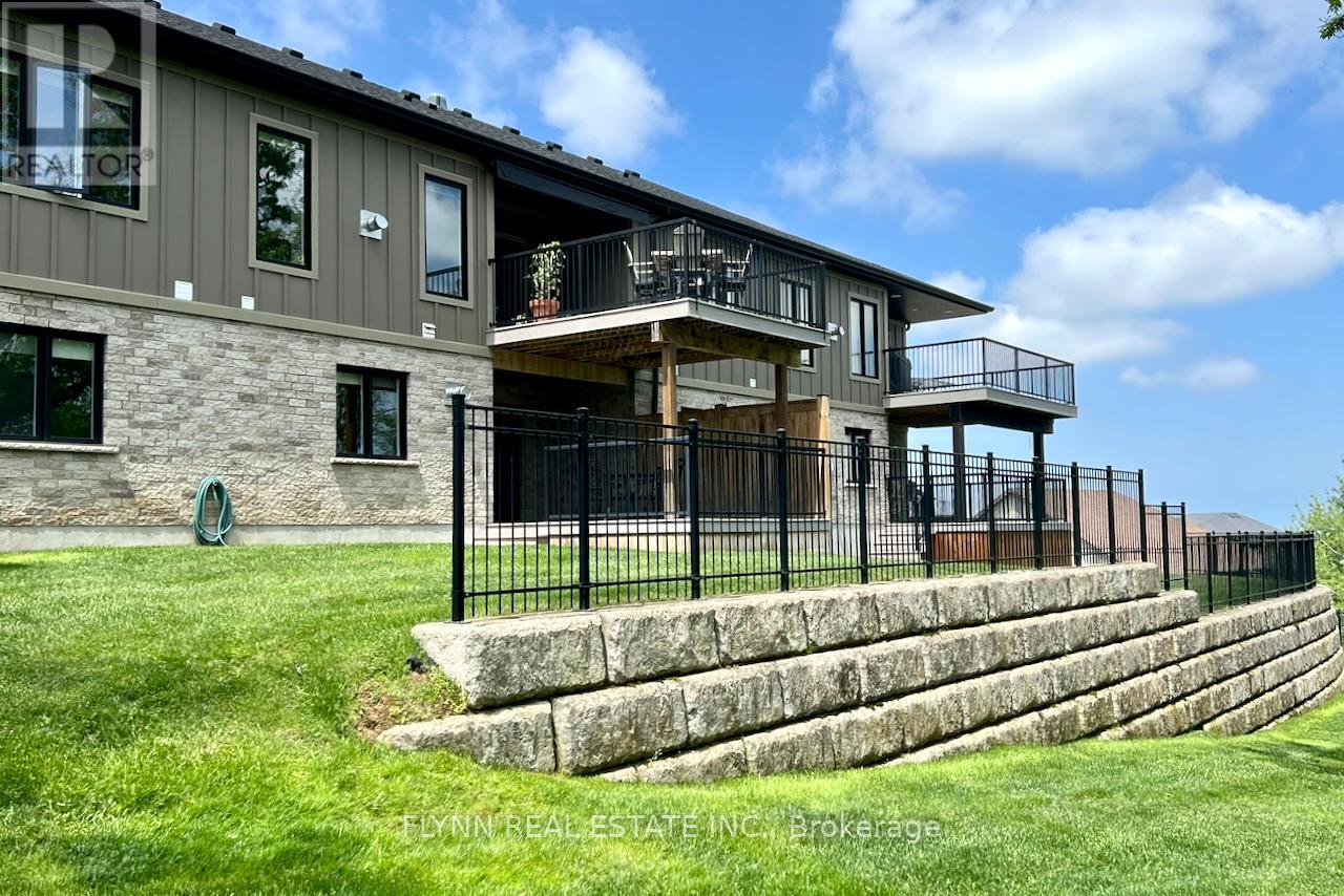 32 Ridgeview Crescent Property Photo 43