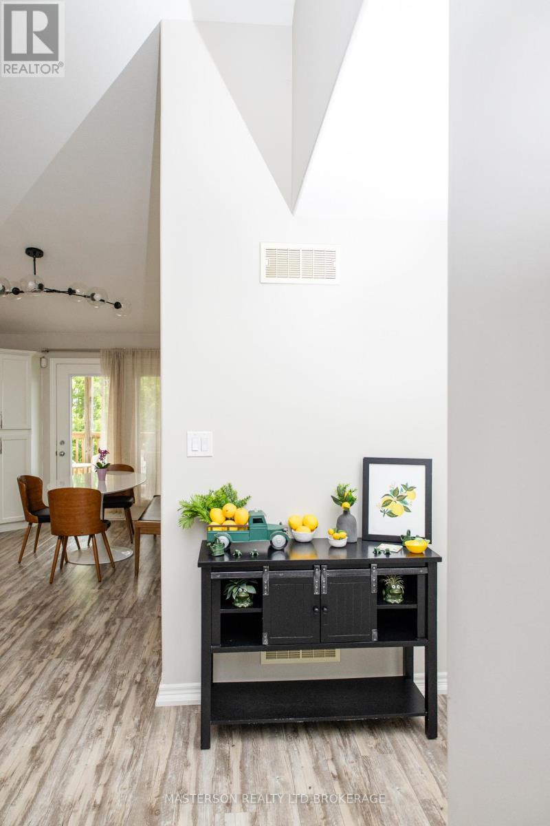 6662 Alina Court Property Photo 17