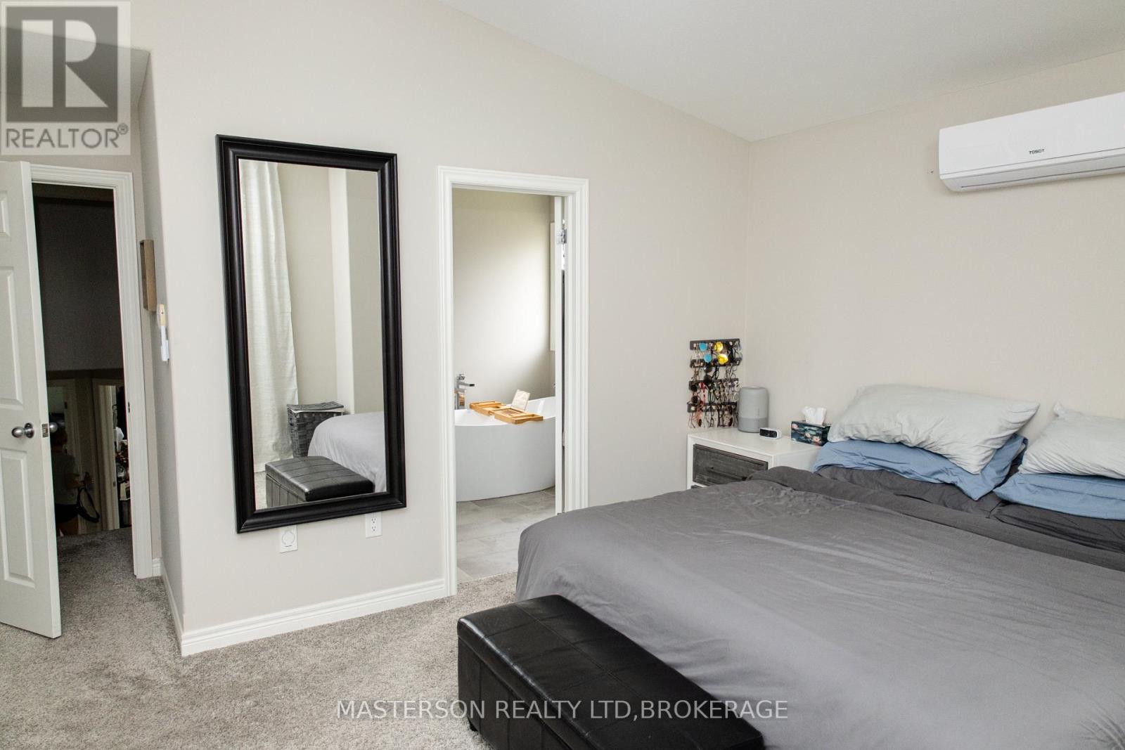 6662 Alina Court Property Photo 19