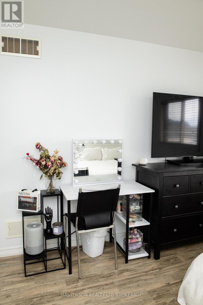 6662 Alina Court Property Photo 24