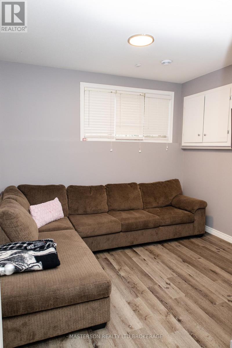 6662 Alina Court Property Photo 31