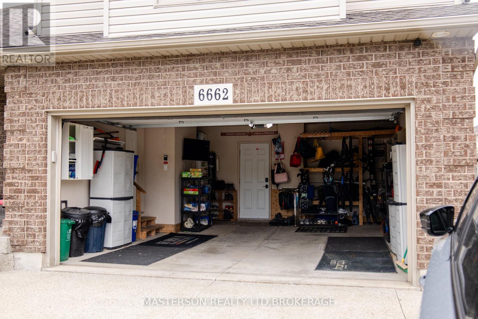 6662 Alina Court Property Photo 44