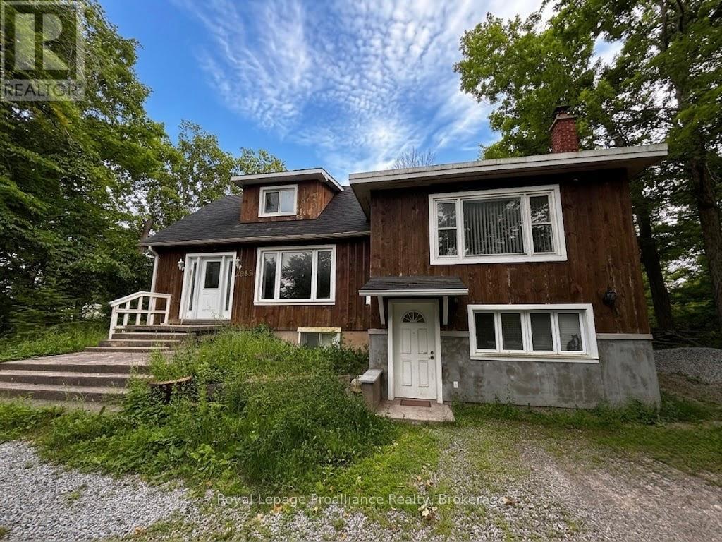 2683 Maplegrove Road Property Photo 1