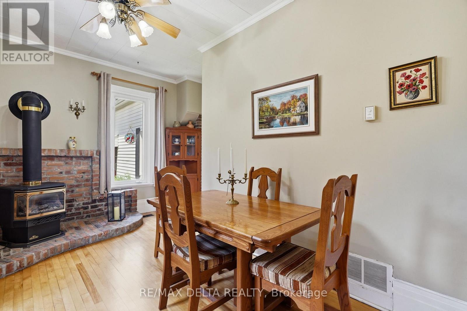 28 Jay Street Property Photo 19