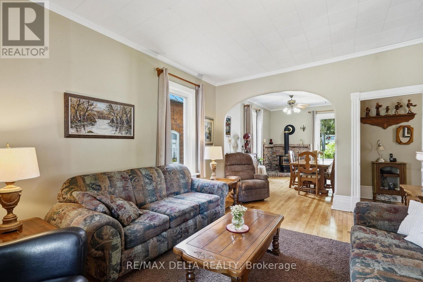 28 Jay Street Property Photo 21