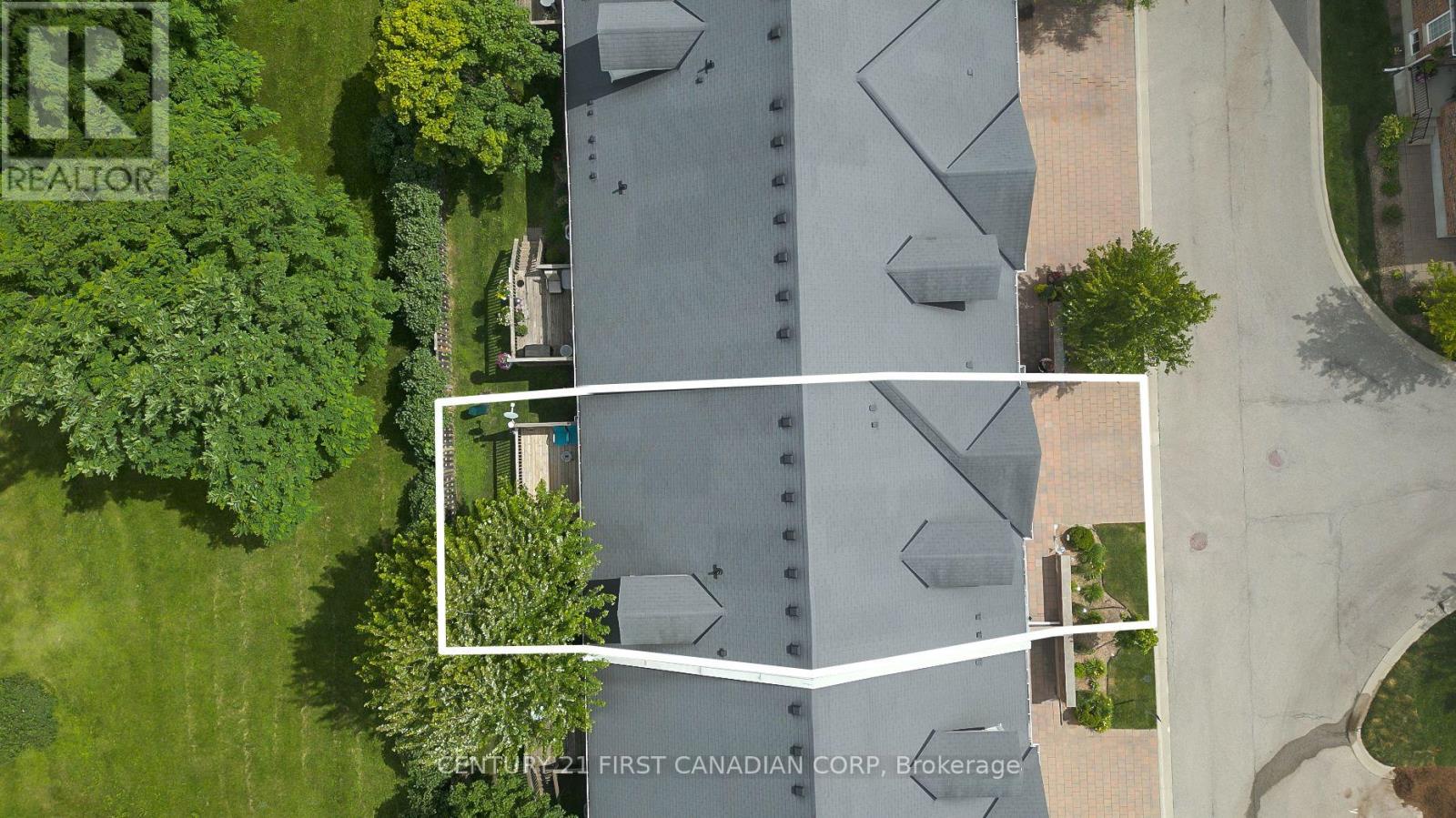 24 - 464 Commissioners Road W Property Photo 46