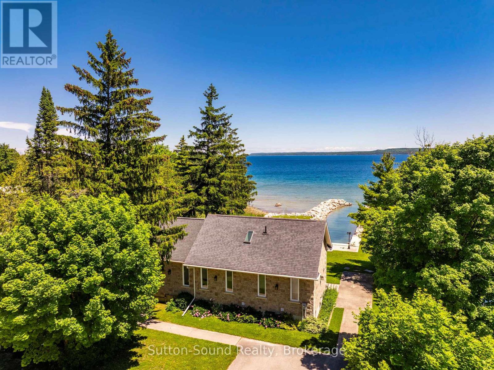339605 Presqu'ile Road Property Photo 1