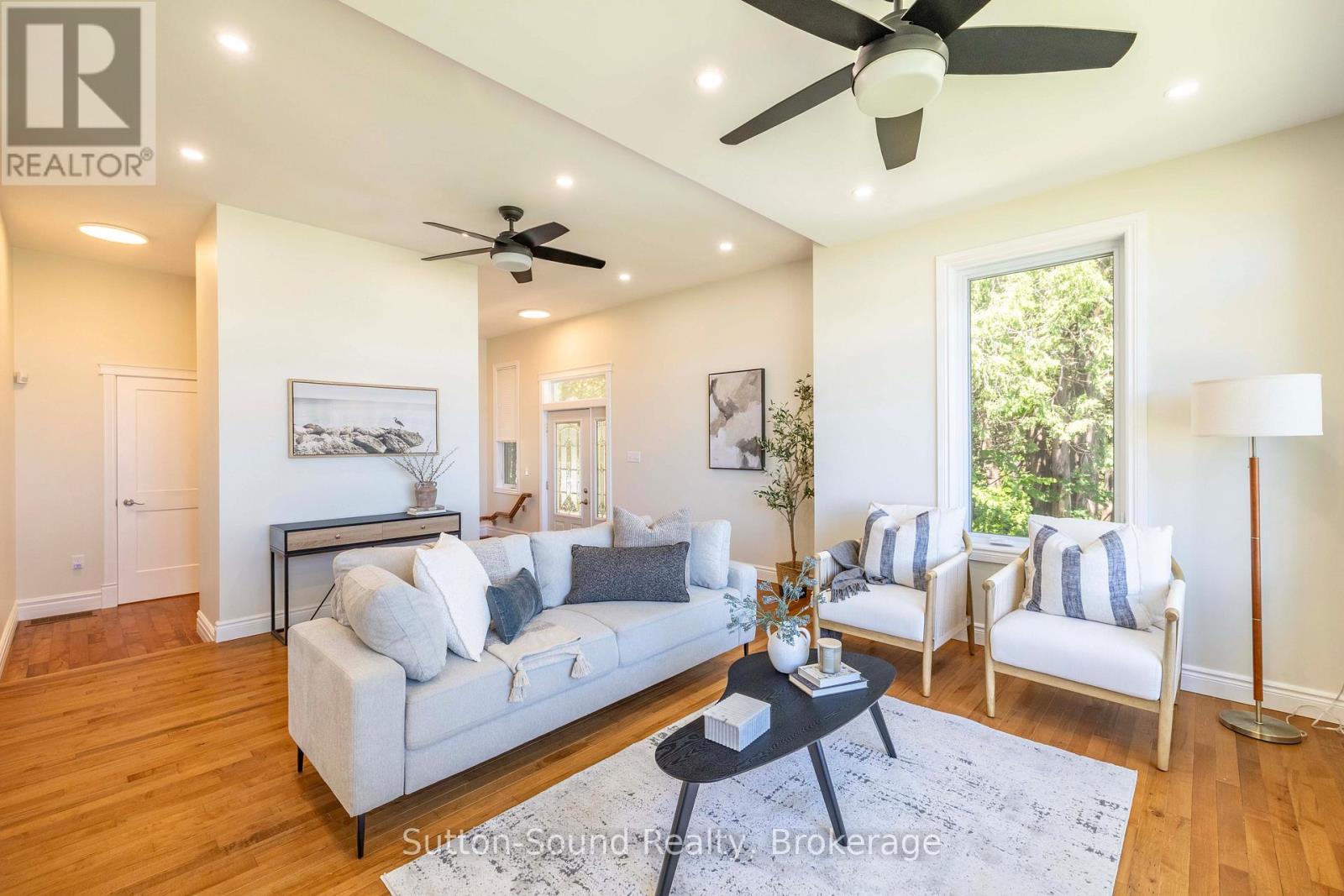 339605 Presqu'ile Road Property Photo 7