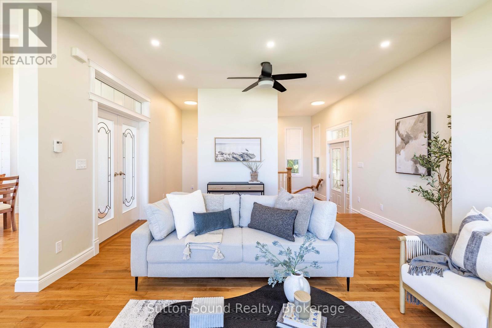 339605 Presqu'ile Road Property Photo 8