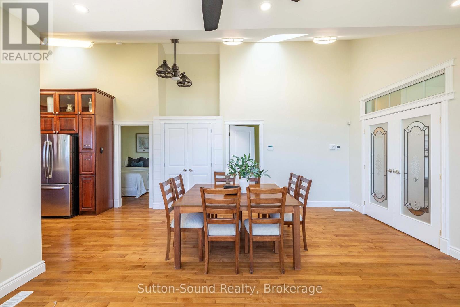 339605 Presqu'ile Road Property Photo 16