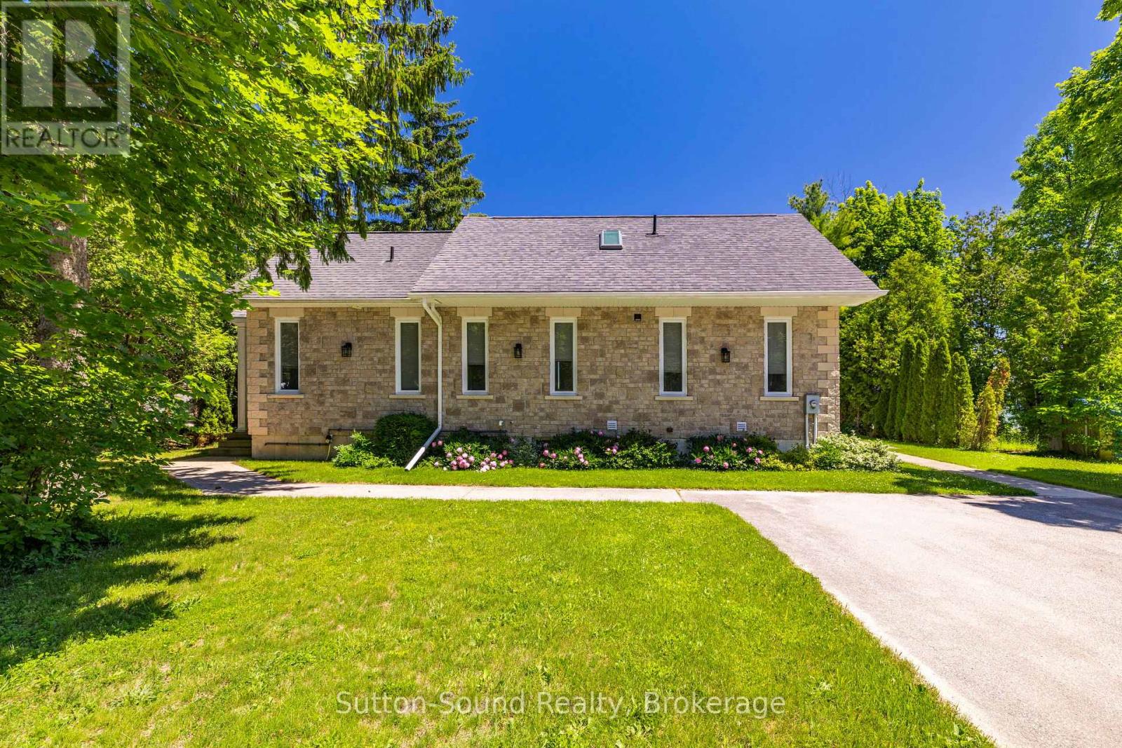 339605 Presqu'ile Road Property Photo 40