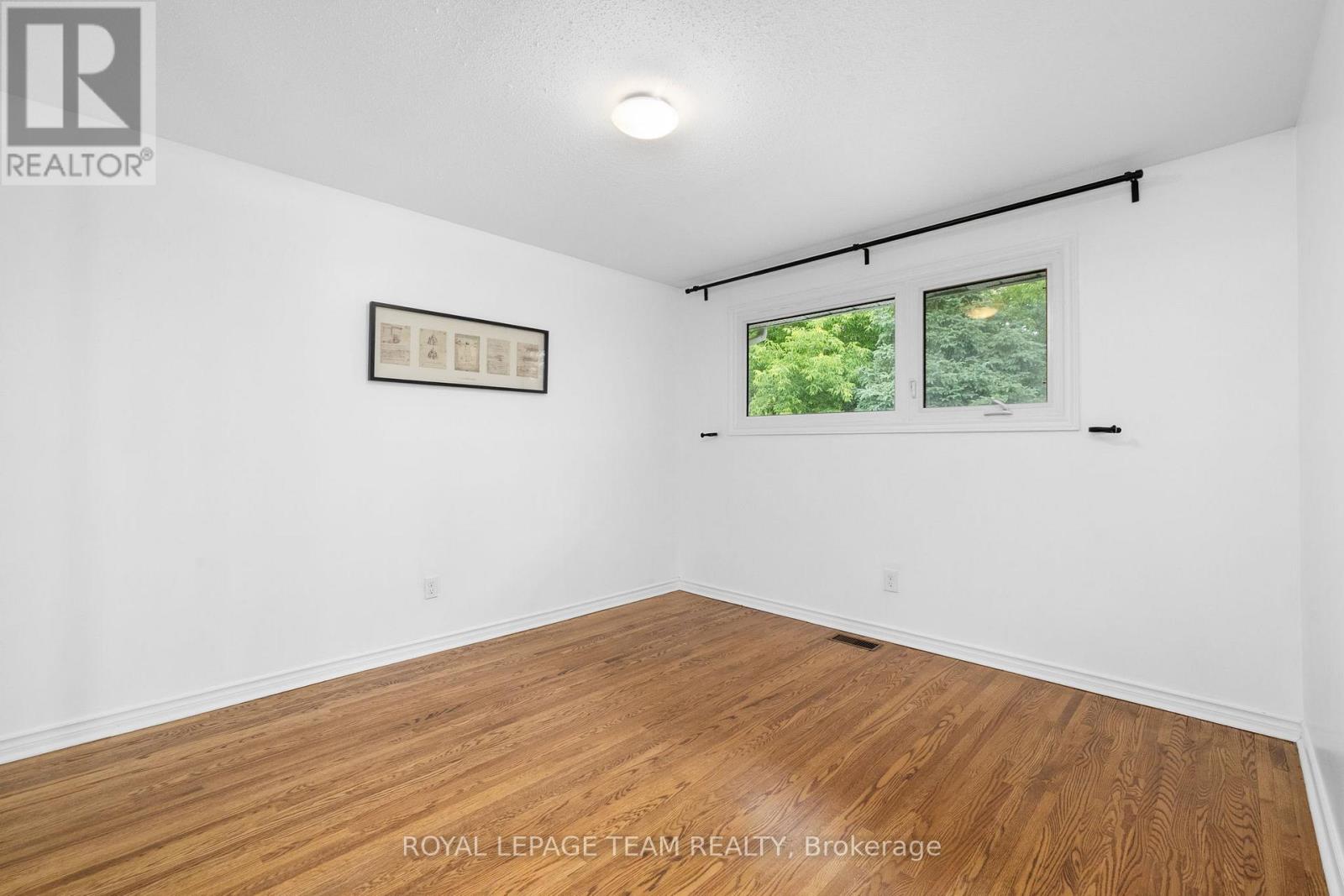 40 Woodmount Crescent Property Photo 17