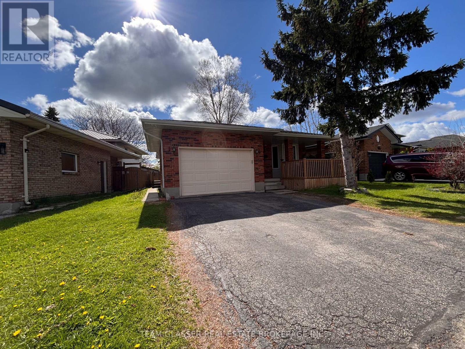 1082 Lawson Road Property Photo 2