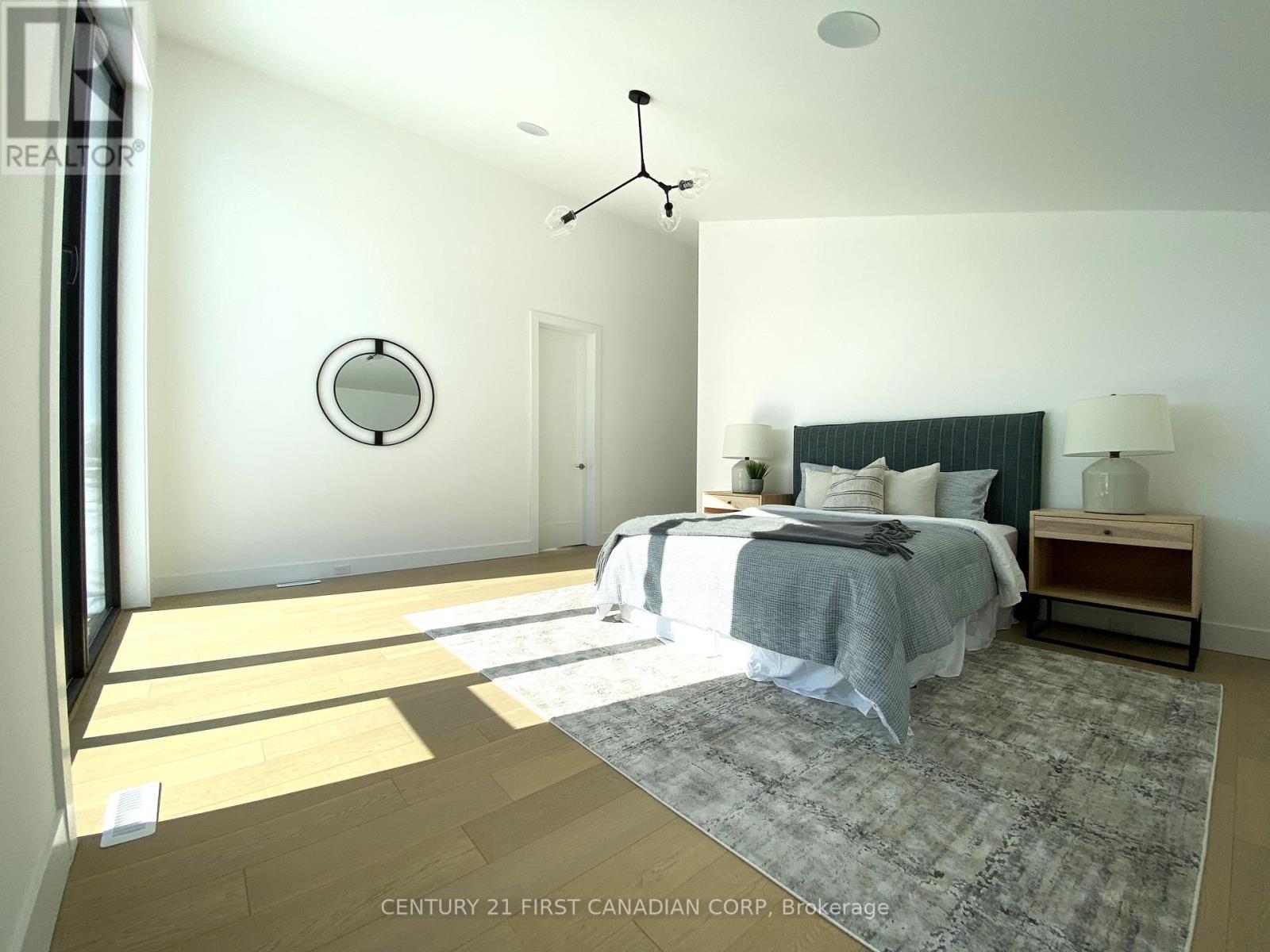 3533 Silverleaf Chase Property Photo 24