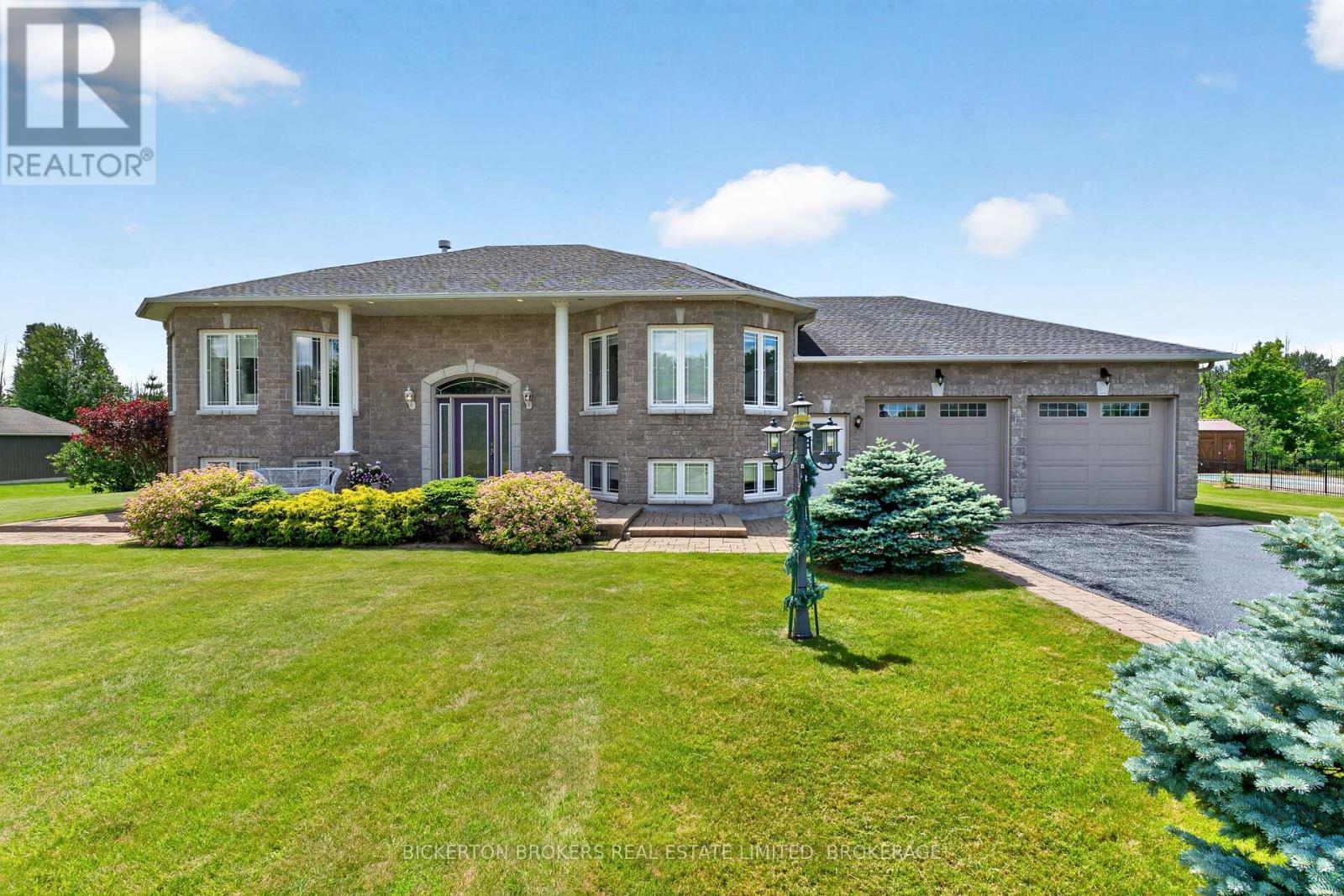 14 Apple Blossom Drive Photo de la propriété 1