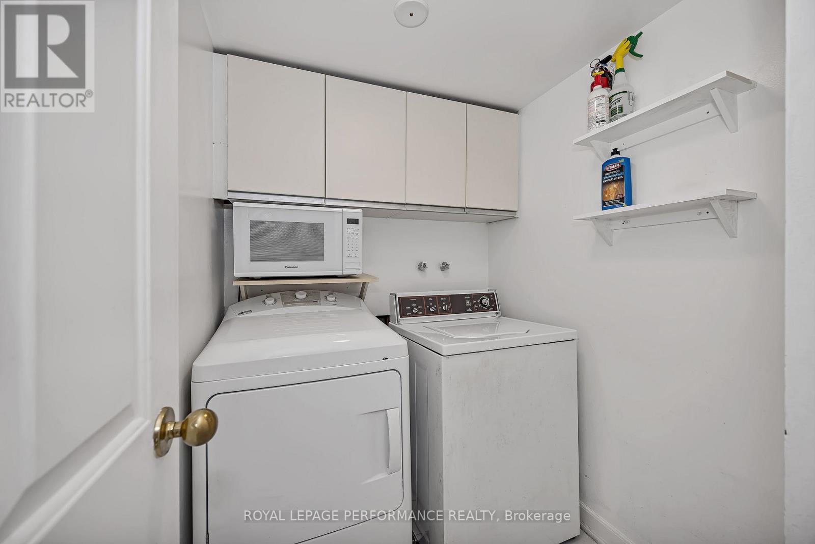 408 - 2019 Carling Avenue N Property Photo 18