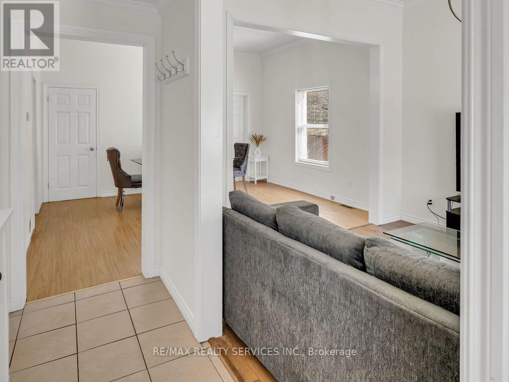 65 Moore Street Property Photo 12