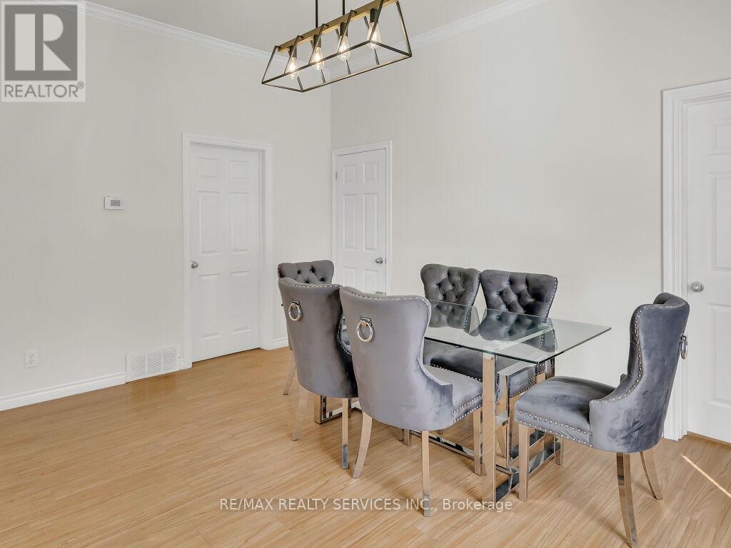 65 Moore Street Property Photo 17
