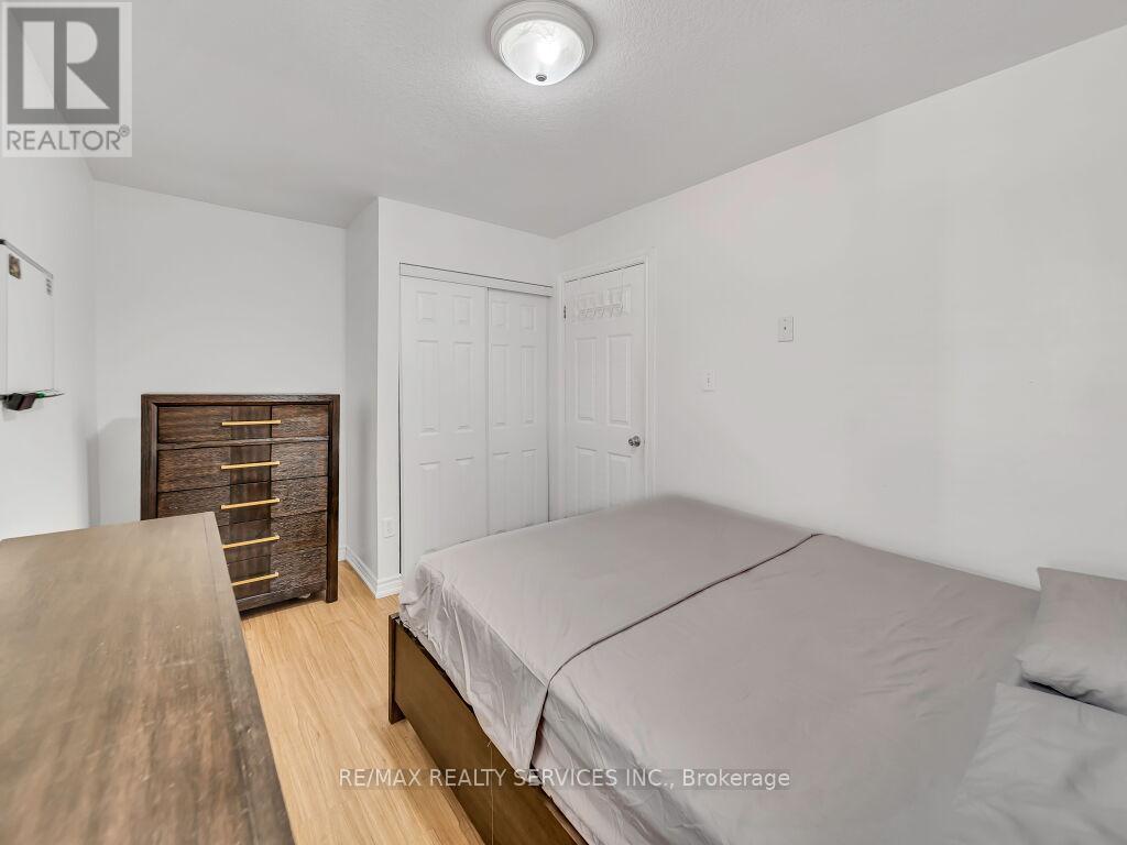 65 Moore Street Property Photo 21