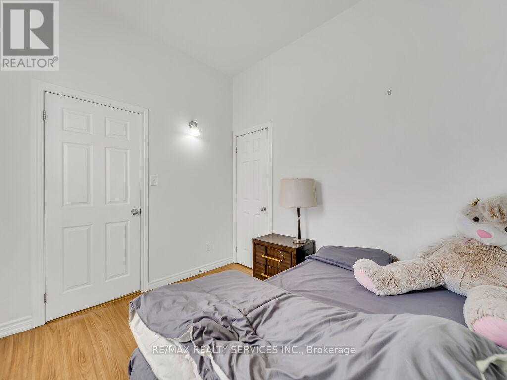 65 Moore Street Property Photo 23