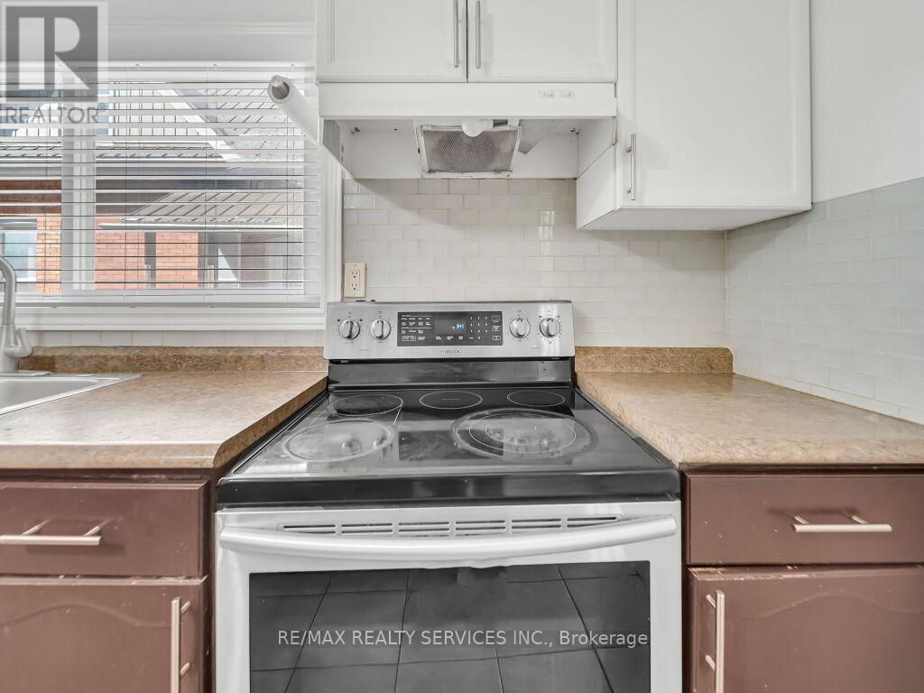 65 Moore Street Property Photo 26