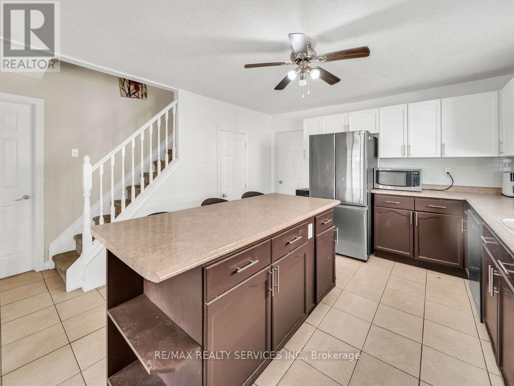 65 Moore Street Property Photo 27